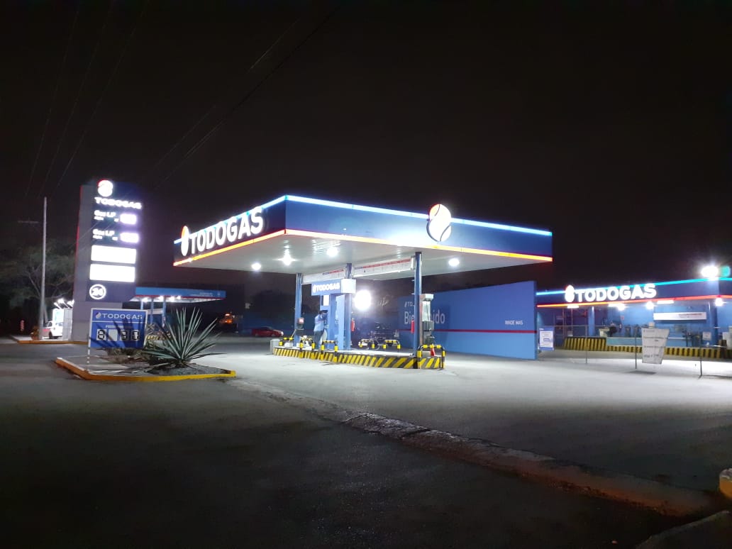 Letras 3D aluminio en Monterrey - Ingenia Anuncios Luminosos