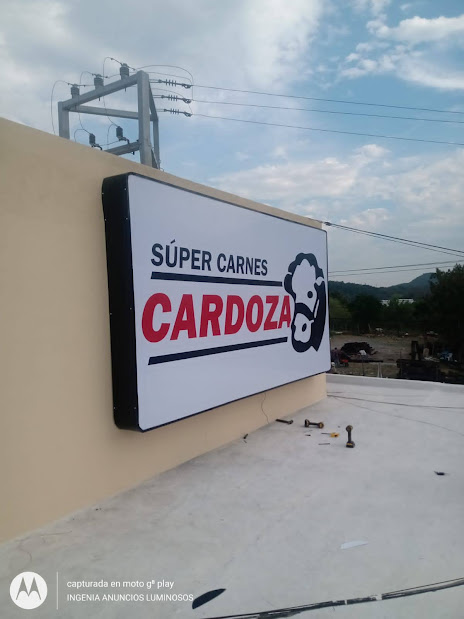 Caja de Luz exterior en Monterrey - Ingenia Anuncios Luminosos